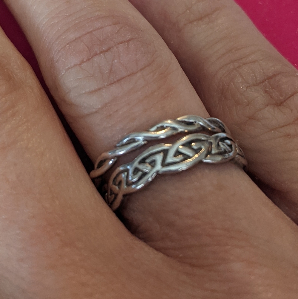 Vintage Avon Rings ❤️ - Picture 3 of 3